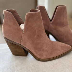 Vince Camuto Gigietta Pink Suede Ankle Boots Block Heel Women's Size 9M Boho